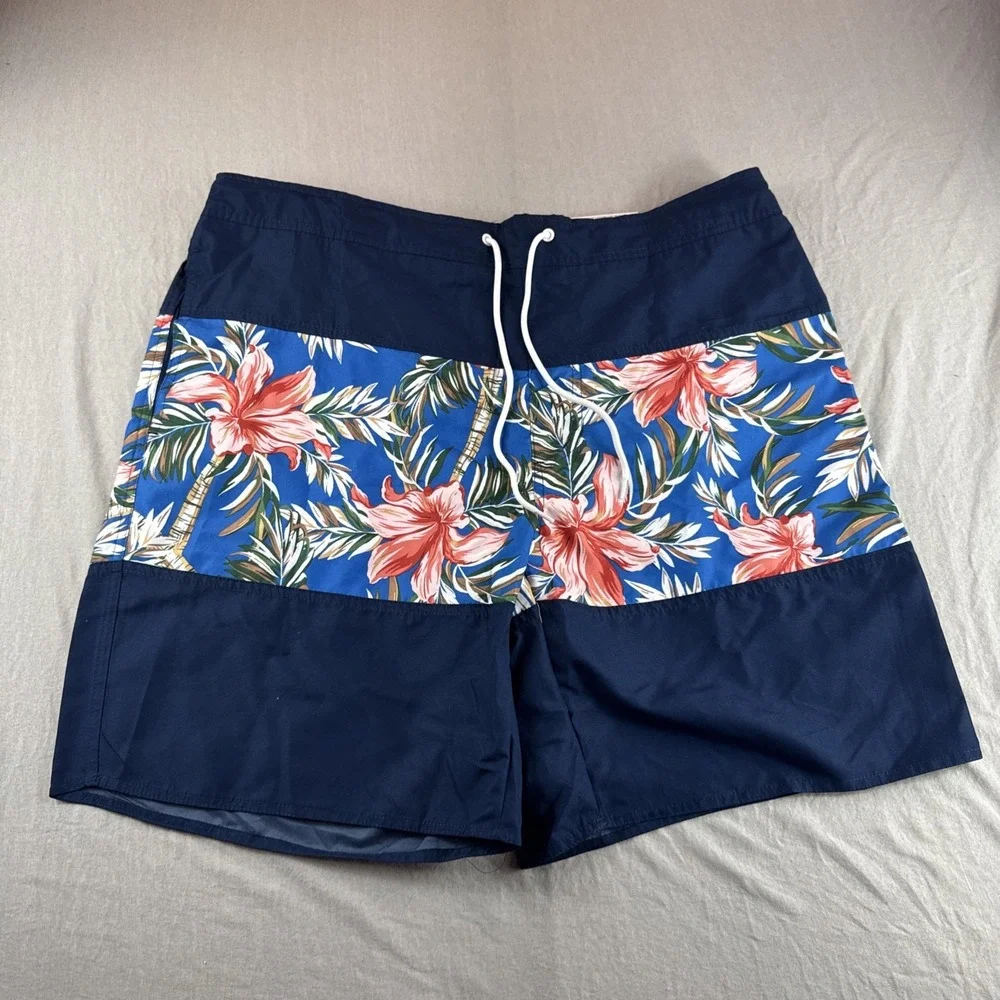 St Johns Bay Hawaiian Swim Trunks Mens 2XL Blue Floral Shorts Lined Beach 9